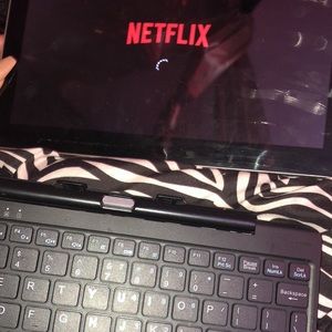 Touchscreen Tablet/Computer . Pull Apart.